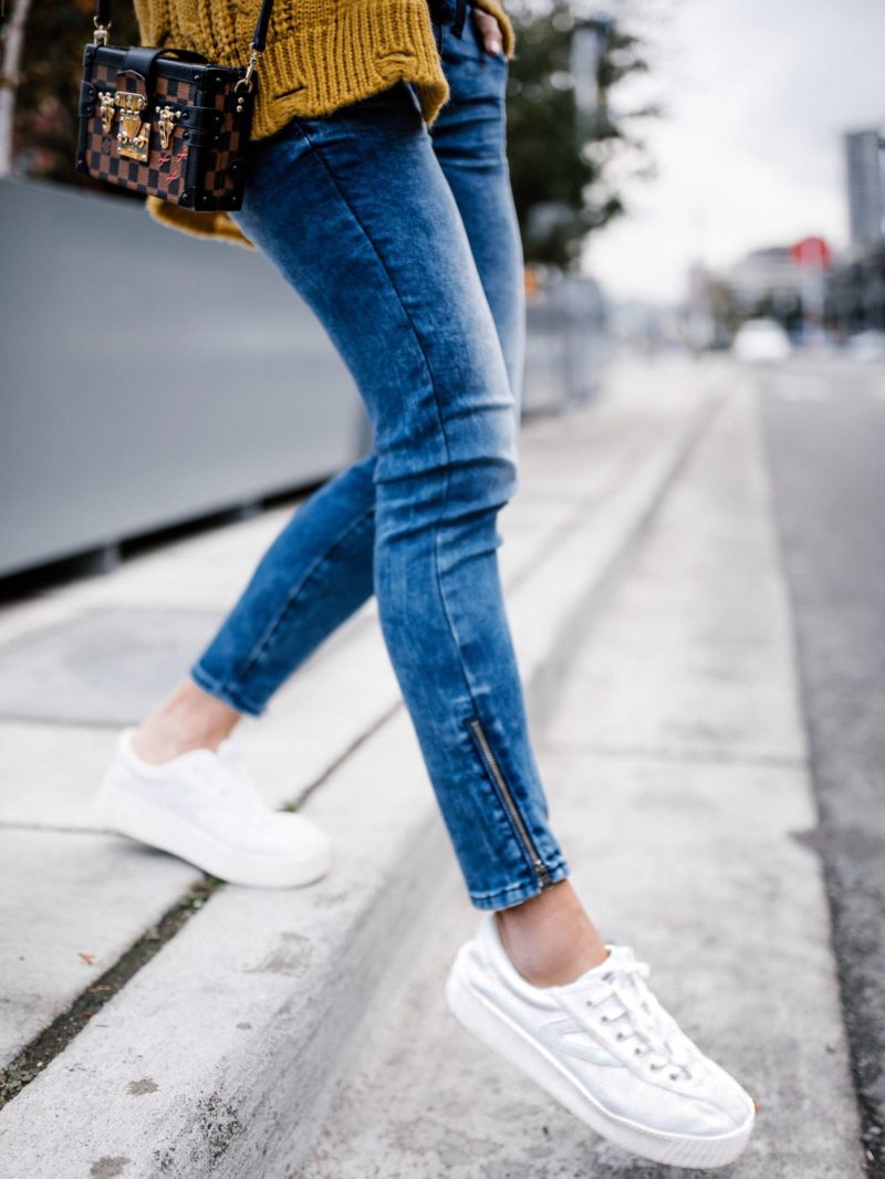 Errand Outfit with Denizen from Levi's Jeans