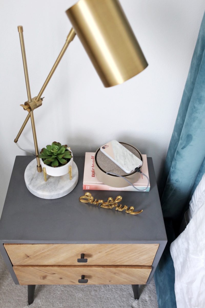 Get Rid of Clutter and Entangled Cords with Native Union Eclipse Charger