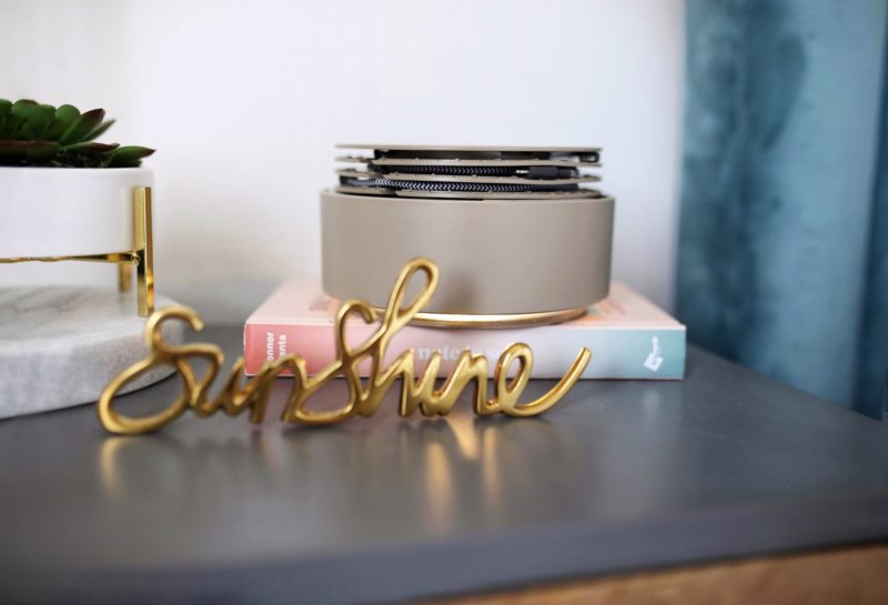 Get Rid of Clutter and Entangled Cords with Native Union Eclipse Charger