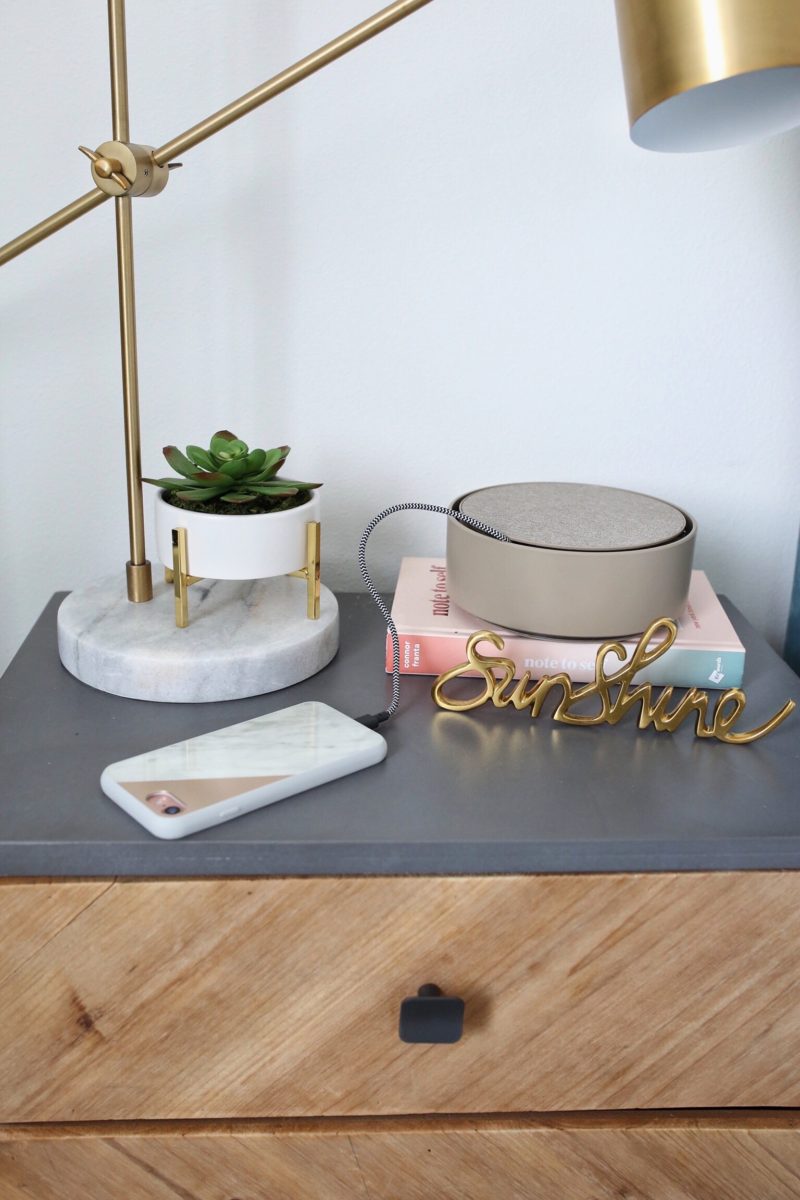 Get Rid of Clutter and Entangled Cords with Native Union Eclipse Charger