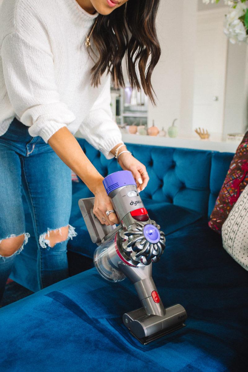 House Cleaning Tips - Dyson Cordless Vacuum - Gypsy Tan - 2