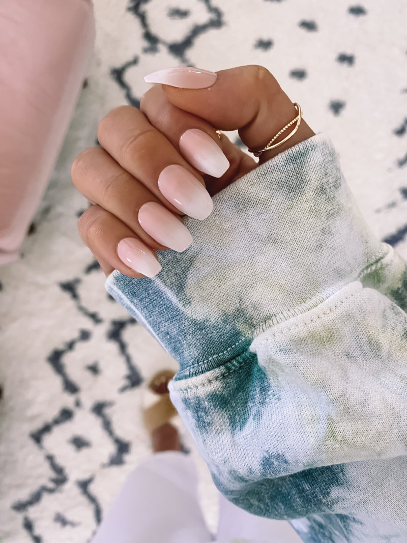 How to Apply Fake Nails + Best Fake Nails to Try 2020