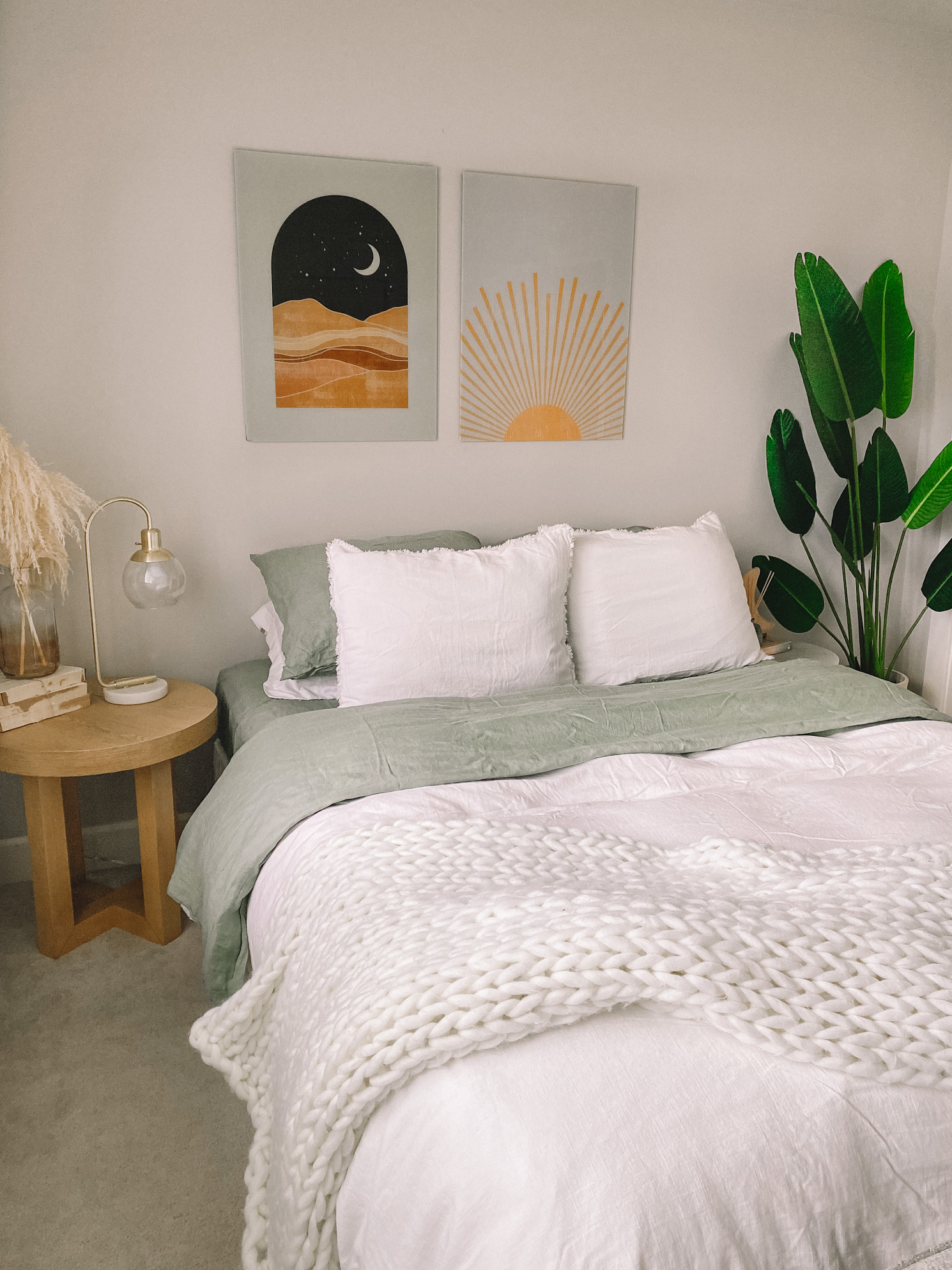 https://sabrinatan.co/wp-content/uploads/2020/10/Casaluna-Target-Best-Affordable-Linen-Bedding-Best-Linen-Duvet-9.jpg