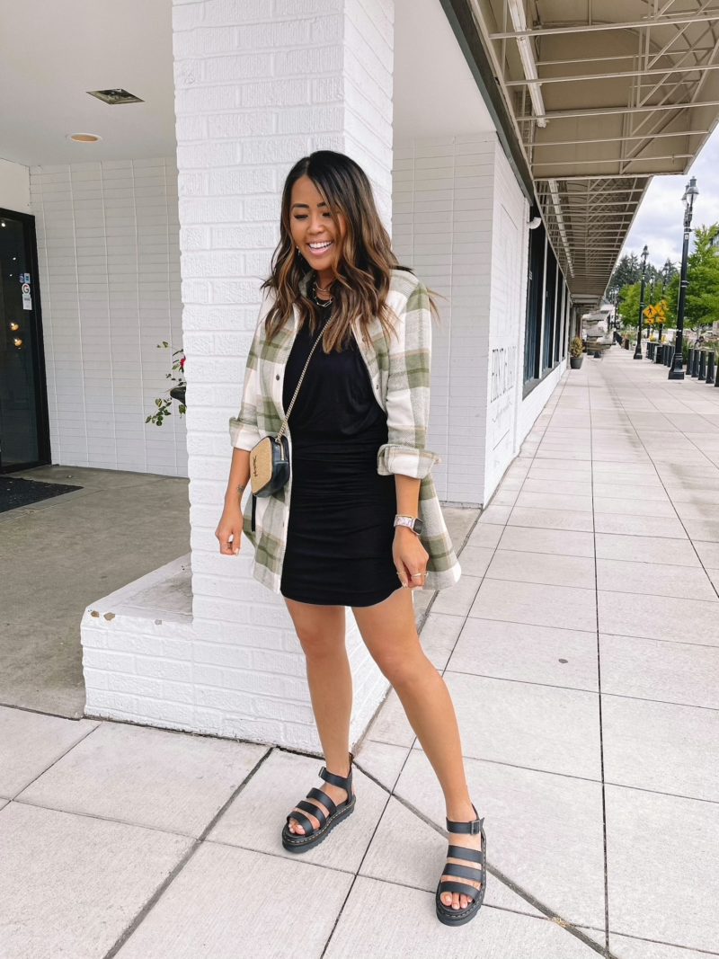 Nordstrom Spring Summer Finds 2021 - Dr. Martens Blaire Sandals Review - How to Style Dr. Marten Sandals