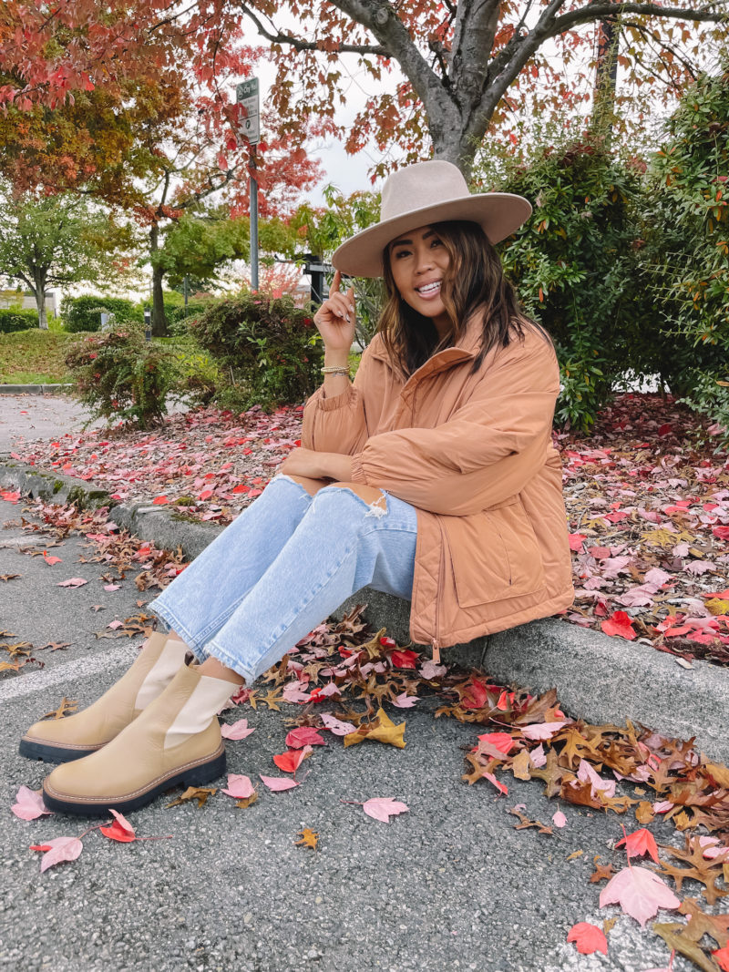 bomber jacket womens outfit - fall outfit chelsea boots